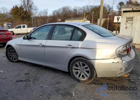 2007 BMW 328 Xi Sulev z USA, uszkodzony, nr VIN WBAVC73517KP31299